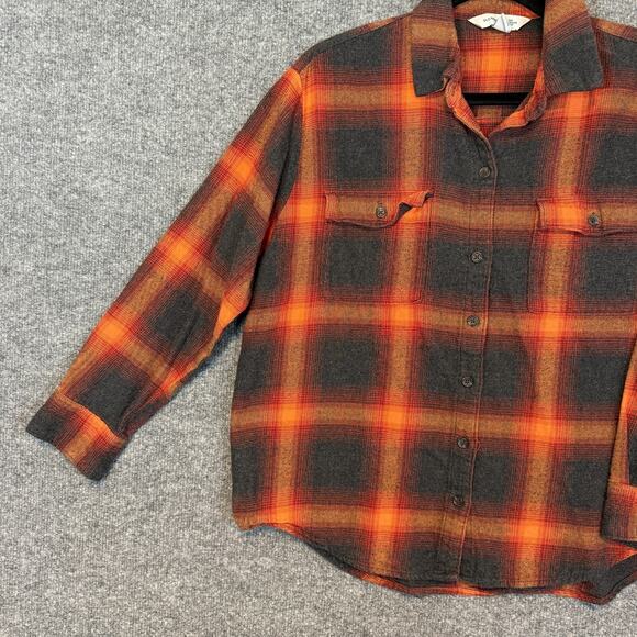 Old Navy Shirt Womens M The Boyfriend Shirt Taylor Swift Evermore Plaid Flannel - Picture 6 of 10